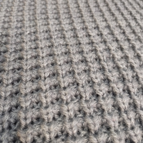 Jennifer Lopez Sweater Gray Chunky Sleeveless Removable Faux Fur Collar… - Picture 9 of 11